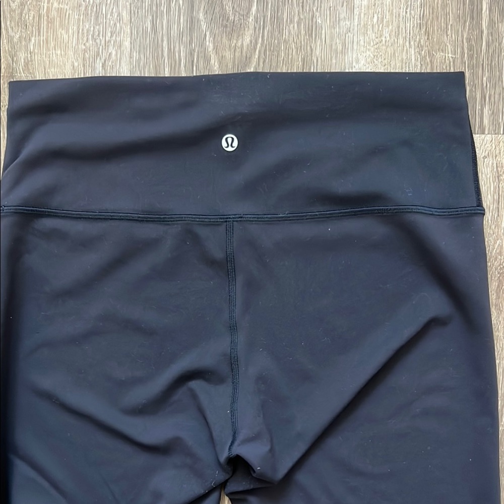 Lululemon Black High-Waisted Leggings - Picture 3 of 5